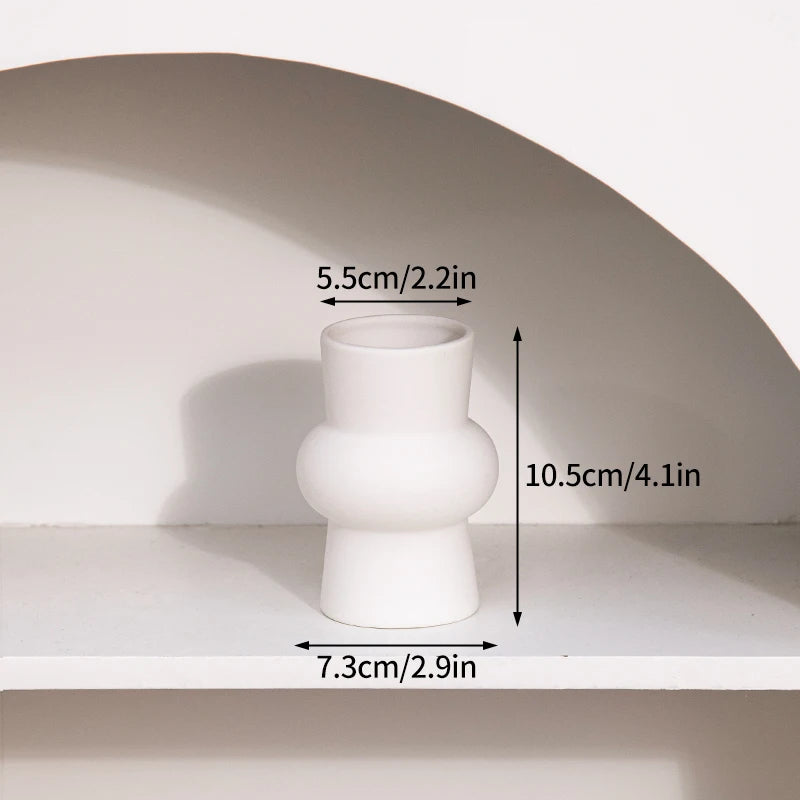 Hourglass shape — 10.5 cm matte white vase